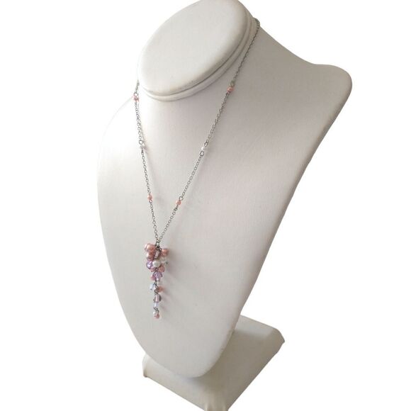 Faux Pearl Cluster Necklace Pendant Drip Dangle Pink Mauve Silver Tone Regency. - Picture 7 of 16